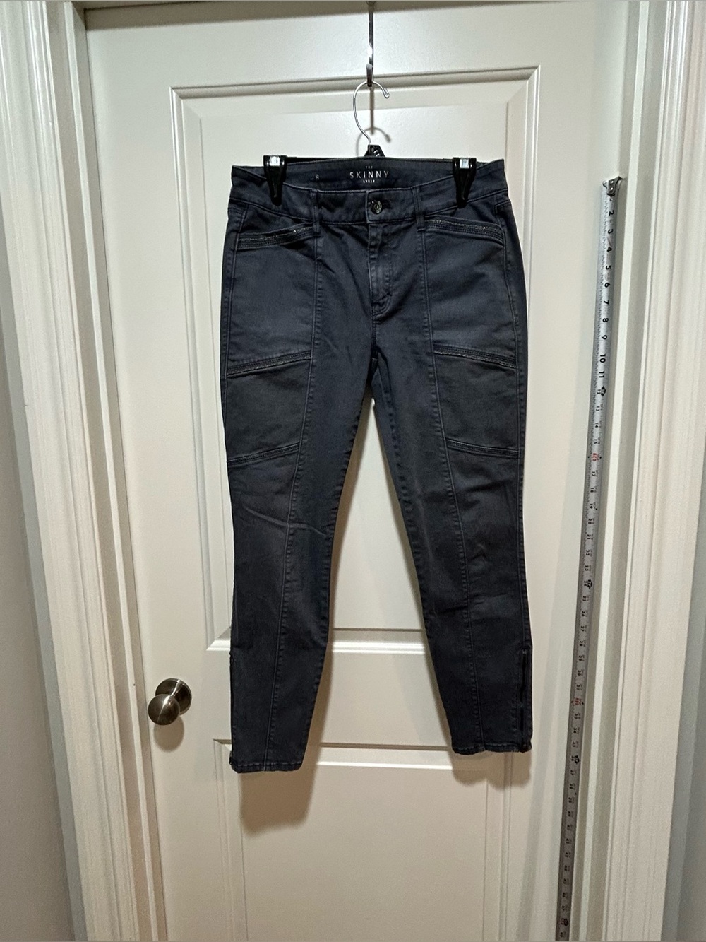 WHBM Women's size 8 Skinny ankle dark gray mid rise cargo like style Jeans